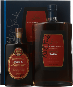 LARK DISTILLERY Para 1992 Rare Cask Release Single Malt Whisky 46.5% ABV with 100ml bottle of Seppeltsfield Vintage 1992 Tawny Para Liqueur 22% ABV, Tasmania NV 500ml image number 0