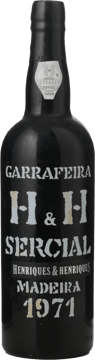 HENRIQUES & HENRIQUES Garrafeira Sercial, Madeira 1971 Bottle image number 0